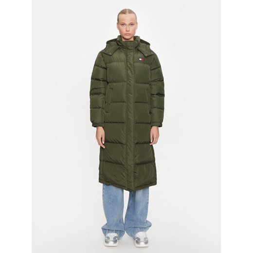 Tommy Jeans Kurtka puchowa Alaska DW0DW18860 Zielony Regular Fit ze sklepu MODIVO w kategorii Kurtki damskie - zdjęcie 182596059
