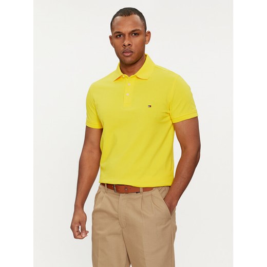 Tommy Hilfiger Polo 1985 MW0MW17771 Żółty Slim Fit ze sklepu MODIVO w kategorii T-shirty męskie - zdjęcie 182596569