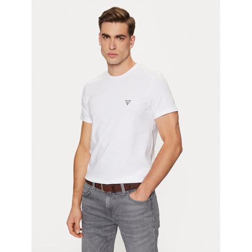 Guess T-Shirt Caleb U97M00 KCD31 Biały Slim Fit ze sklepu MODIVO w kategorii T-shirty męskie - zdjęcie 182596576