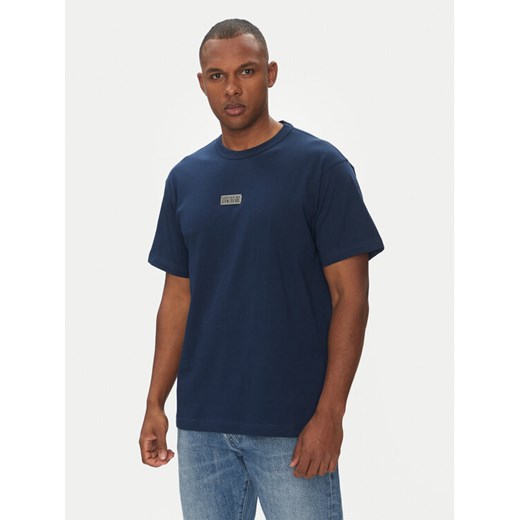 Versace Jeans Couture T-Shirt 78GAHT08 Granatowy Regular Fit ze sklepu MODIVO w kategorii T-shirty męskie - zdjęcie 182597447