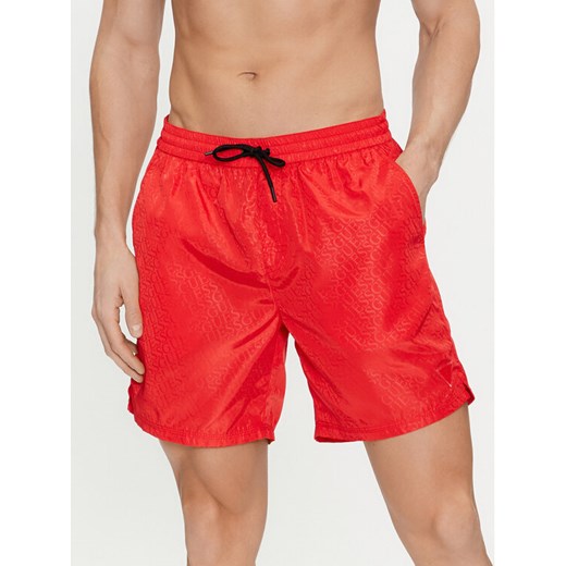 Guess Szorty kąpielowe F4GT05 WG292 Czerwony Regular Fit ze sklepu MODIVO w kategorii Kąpielówki - zdjęcie 182597567