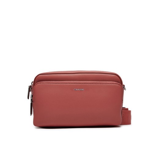 Calvin Klein Torebka Ck Must Camera Bag K60K611927 Różowy ze sklepu MODIVO w kategorii Listonoszki - zdjęcie 182598037