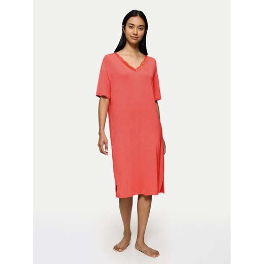Triumph Koszula nocna Timeless Sensuality 10222628 Koralowy Relaxed Fit ze sklepu MODIVO w kategorii Koszule nocne - zdjęcie 182598106