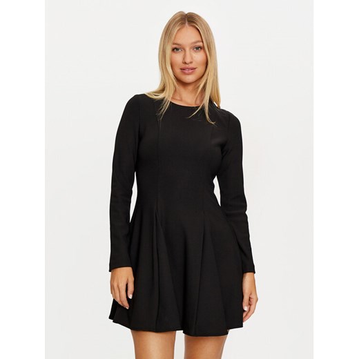 Marciano Guess Sukienka koktajlowa 4BGK22 6302A Czarny Regular Fit ze sklepu MODIVO w kategorii Sukienki - zdjęcie 182598966
