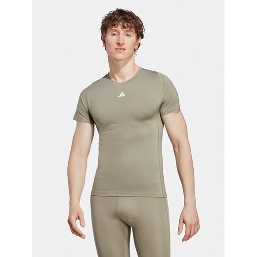 adidas Koszulka techniczna Techfit Training IC2156 Zielony Slim Fit ze sklepu MODIVO w kategorii T-shirty męskie - zdjęcie 182599176