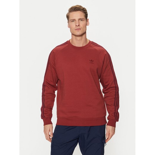 adidas Bluza adicolor Classics 3-Stripes JP0992 Czerwony Regular Fit ze sklepu MODIVO w kategorii Bluzy męskie - zdjęcie 182601125