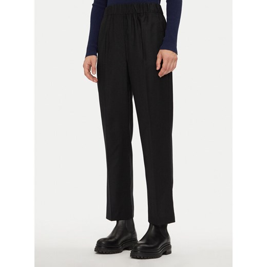 Weekend Max Mara Spodnie materiałowe Hateley 2425136052 Czarny Regular Fit ze sklepu MODIVO w kategorii Spodnie damskie - zdjęcie 182601185