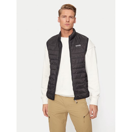 Regatta Kamizelka Hillpack RMB112 Czarny Regular Fit ze sklepu MODIVO w kategorii Kamizelki męskie - zdjęcie 182601218
