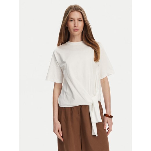 ViCOLO T-Shirt UD0043 Biały Regular Fit ze sklepu MODIVO w kategorii Bluzki damskie - zdjęcie 182601728