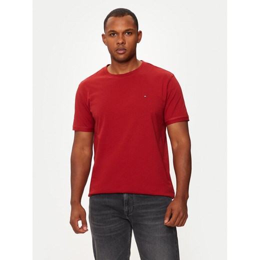 Tommy Hilfiger T-Shirt UM0UM03362 Czerwony Regular Fit ze sklepu MODIVO w kategorii T-shirty męskie - zdjęcie 182601966