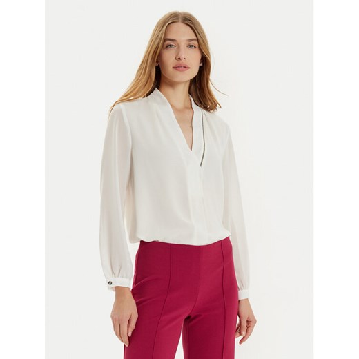 Rinascimento Bluzka CFC0121170003 Biały Regular Fit ze sklepu MODIVO w kategorii Bluzki damskie - zdjęcie 182602569