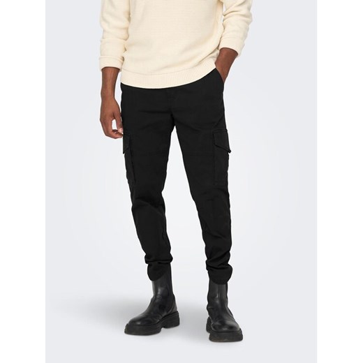 Only & Sons Spodnie materiałowe 22025431 Czarny Tapered Fit ze sklepu MODIVO w kategorii Spodnie męskie - zdjęcie 182602827