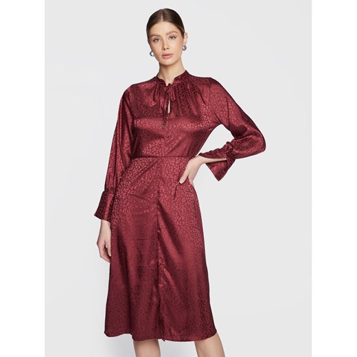 Closet London Sukienka codzienna D8522 Bordowy Regular Fit ze sklepu MODIVO w kategorii Sukienki - zdjęcie 182603368