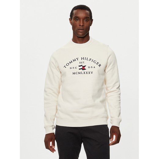 Tommy Hilfiger Bluza MW0MW35526 Écru Regular Fit ze sklepu MODIVO w kategorii Bluzy męskie - zdjęcie 182604506