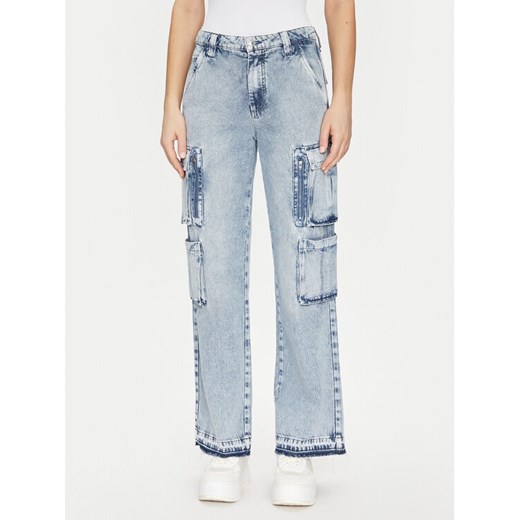 Guess Jeansy W5RA97 D5LG1 Niebieski Regular Fit ze sklepu MODIVO w kategorii Jeansy damskie - zdjęcie 182604726