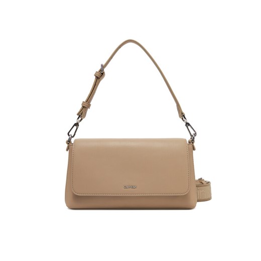 Calvin Klein Torebka Ck Must Convertible Shoulder Bag K60K612902 Beżowy ze sklepu MODIVO w kategorii Listonoszki - zdjęcie 182607286