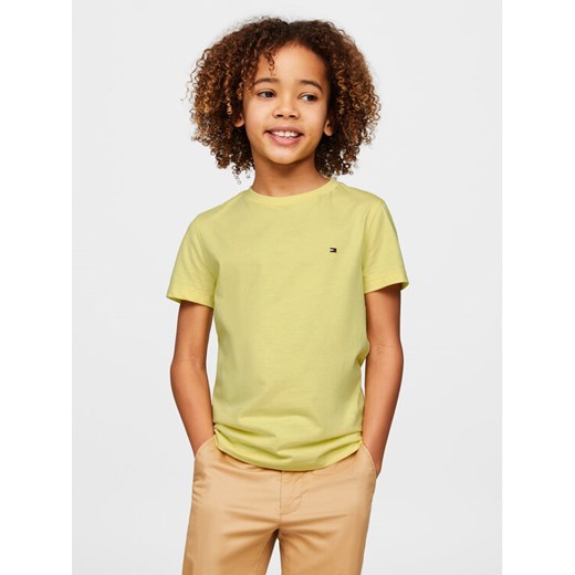 Tommy Hilfiger T-Shirt Essential KB0KB06879 D Żółty Regular Fit ze sklepu MODIVO w kategorii T-shirty chłopięce - zdjęcie 182609139