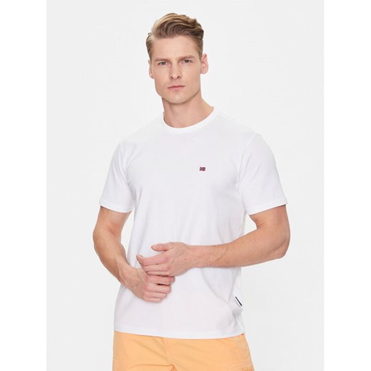 Napapijri T-Shirt Salis NP0A4H8D Biały Regular Fit ze sklepu MODIVO w kategorii T-shirty męskie - zdjęcie 182609209
