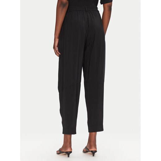 ACCESS FASHION Spodnie materiałowe 53-5112-405 Czarny Regular Fit ze sklepu MODIVO w kategorii Spodnie damskie - zdjęcie 182609669