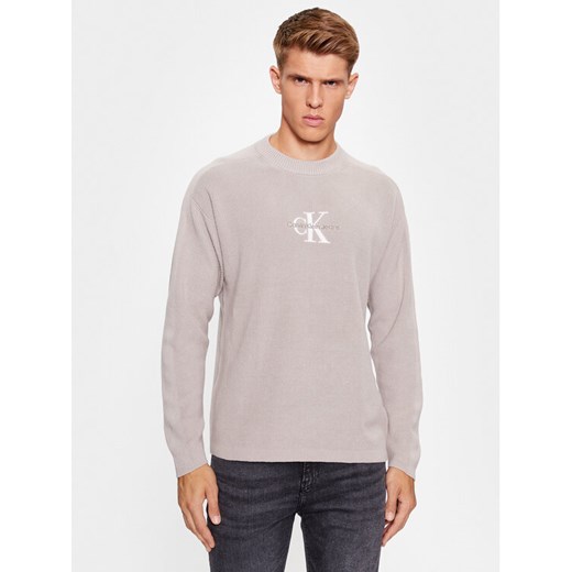 Calvin Klein Jeans Sweter J30J322460 Szary Loose Fit ze sklepu MODIVO w kategorii Swetry męskie - zdjęcie 182610868
