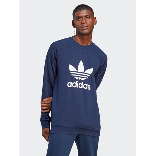 adidas Bluza Adicolor Classics Trefoil Crewneck Sweatshirt IA4853 Niebieski Regular Fit ze sklepu MODIVO w kategorii Bluzy męskie - zdjęcie 182611229