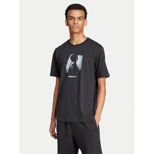 adidas T-Shirt Supply Street IY3431 Czarny Regular Fit ze sklepu MODIVO w kategorii T-shirty męskie - zdjęcie 182612267