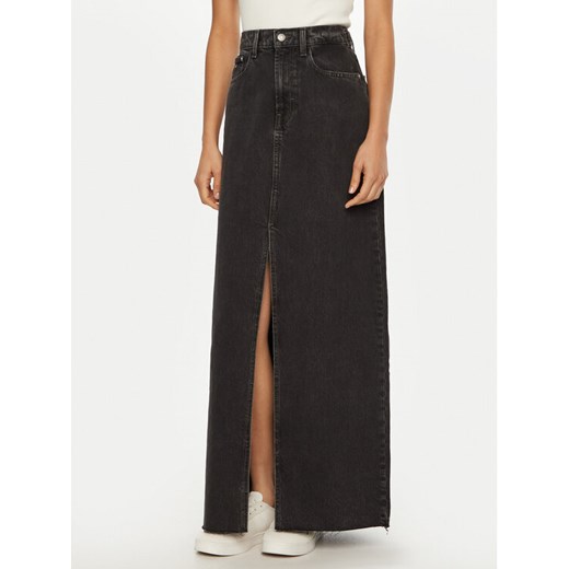 Tommy Jeans Spódnica jeansowa DW0DW20554 Czarny Regular Fit ze sklepu MODIVO w kategorii Spódnice - zdjęcie 182612439