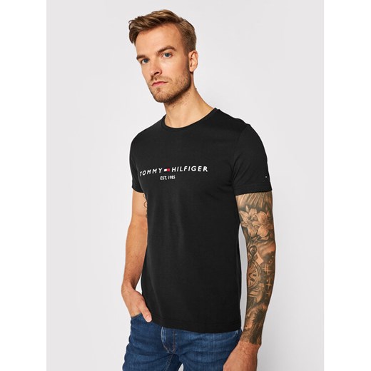 Tommy Hilfiger T-Shirt Core Logo Tee MW0MW11465 Czarny Slim Fit ze sklepu MODIVO w kategorii T-shirty męskie - zdjęcie 182612478
