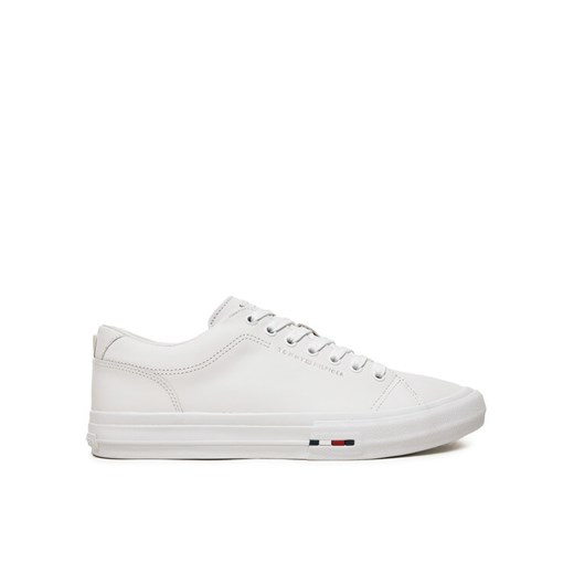 Tommy Hilfiger Sneakersy Hi Vulc Street Low FM0FM05312 Biały ze sklepu MODIVO w kategorii Trampki męskie - zdjęcie 182613457