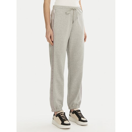 Max Mara Leisure Spodnie dresowe Dudy 2516781107 Szary Regular Fit ze sklepu MODIVO w kategorii Spodnie damskie - zdjęcie 182613517