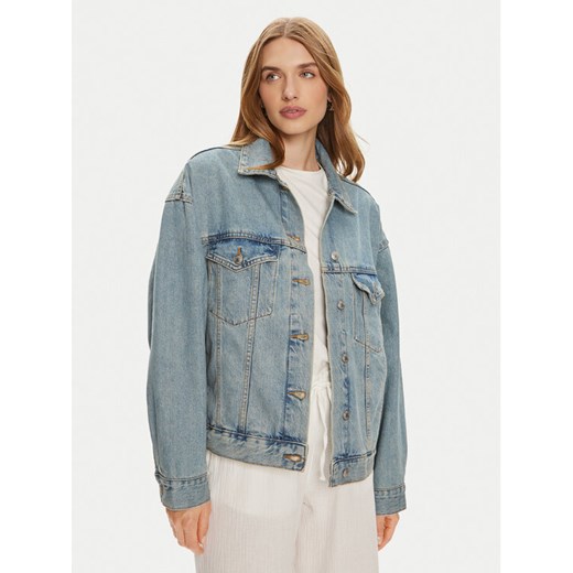 Gina Tricot Kurtka jeansowa 22124 Niebieski Loose Fit ze sklepu MODIVO w kategorii Kurtki damskie - zdjęcie 182613917