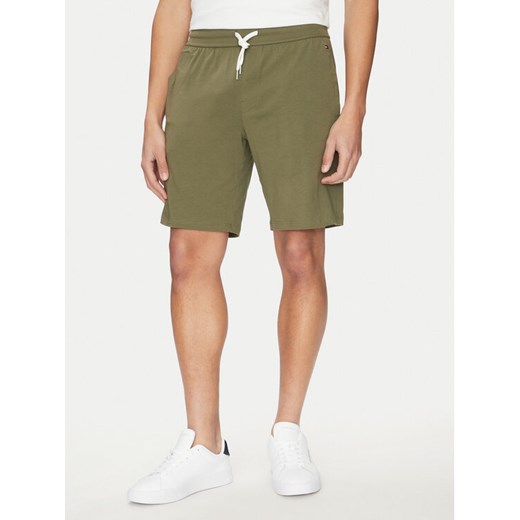 Tommy Hilfiger Szorty sportowe UM0UM03364 Zielony Regular Fit ze sklepu MODIVO w kategorii Spodenki męskie - zdjęcie 182614826