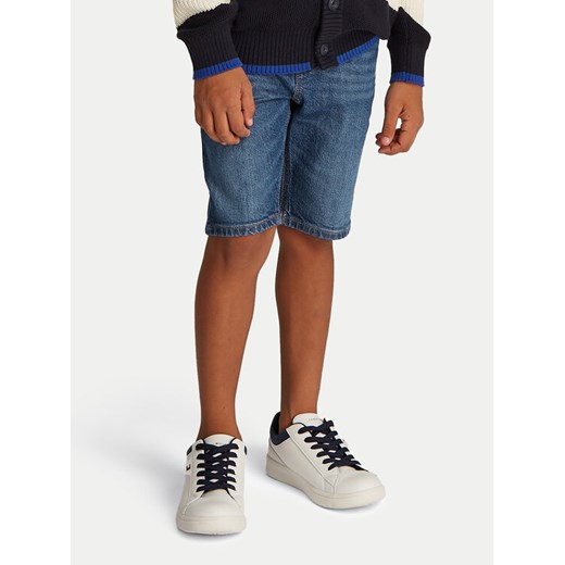 Tommy Hilfiger Szorty jeansowe Scanton KB0KB08133 Niebieski Regular Fit ze sklepu MODIVO w kategorii Spodenki chłopięce - zdjęcie 182615035