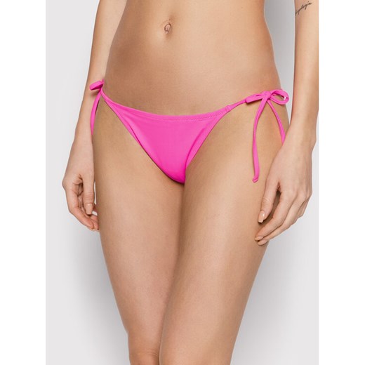Guess Dół od bikini E02O21 LY00K Różowy ze sklepu MODIVO w kategorii Stroje kąpielowe - zdjęcie 182616116