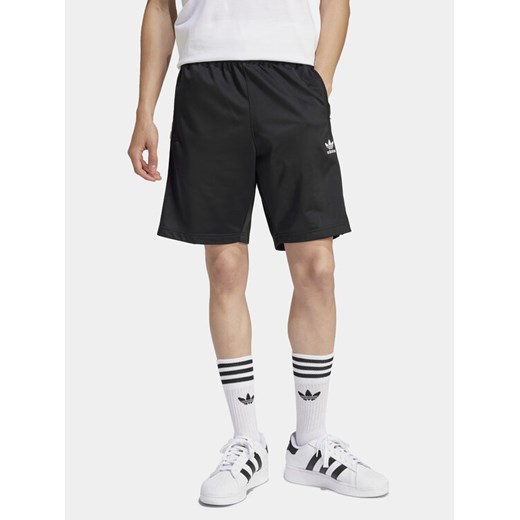 adidas Szorty sportowe adicolor Firebird IU2368 Czarny Regular Fit ze sklepu MODIVO w kategorii Spodenki męskie - zdjęcie 182616228