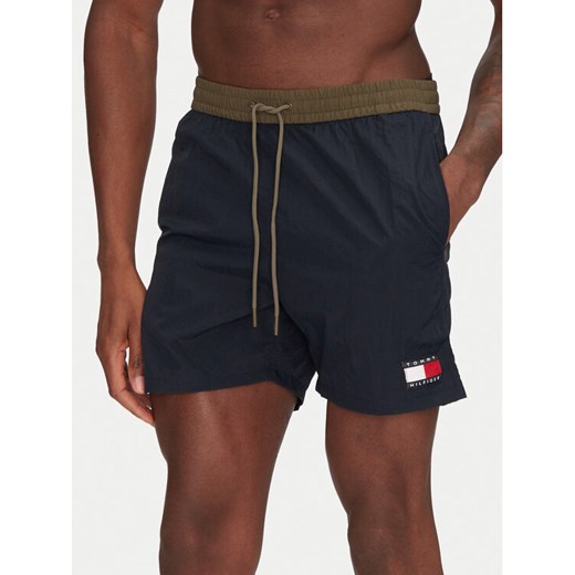 Tommy Hilfiger Szorty kąpielowe UM0UM03455 Granatowy Slim Fit ze sklepu MODIVO w kategorii Kąpielówki - zdjęcie 182616429