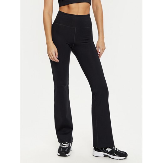 Girlfriend Collective Legginsy Compressive 4038 Czarny Flare Fit ze sklepu MODIVO w kategorii Spodnie damskie - zdjęcie 182617117