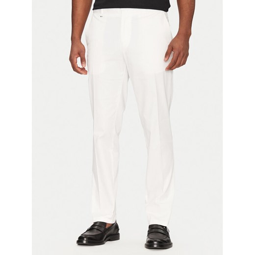BOSS Spodnie garniturowe C-Genius 50539970 Biały Slim Fit ze sklepu MODIVO w kategorii Spodnie męskie - zdjęcie 182617156