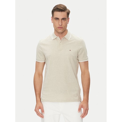 Tommy Hilfiger Polo MW0MW33140 Beżowy Regular Fit ze sklepu MODIVO w kategorii T-shirty męskie - zdjęcie 182617479