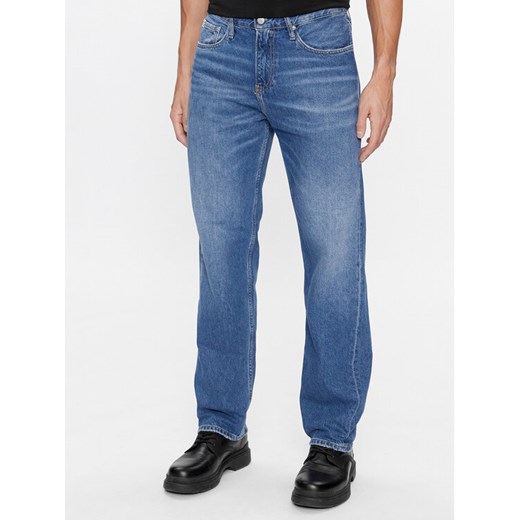 Calvin Klein Jeans Jeansy 90's J30J323355 Granatowy Straight Fit ze sklepu MODIVO w kategorii Jeansy męskie - zdjęcie 182617726