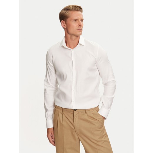 Calvin Klein Koszula K10K113528 Biały Slim Fit ze sklepu MODIVO w kategorii Koszule męskie - zdjęcie 182618137