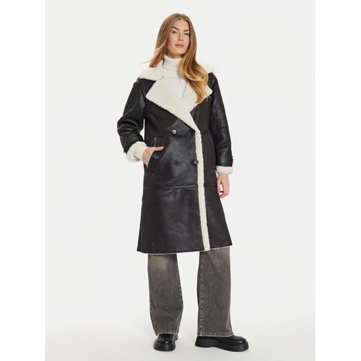 ViCOLO Kożuch TS0042 Czarny Regular Fit ze sklepu MODIVO w kategorii Kożuchy - zdjęcie 182618317