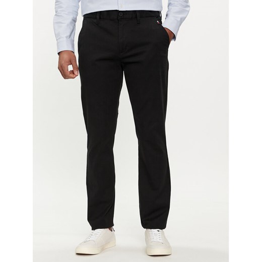 Tommy Jeans Chinosy Austin DM0DM19166 Czarny Slim Fit ze sklepu MODIVO w kategorii Spodnie męskie - zdjęcie 182618829