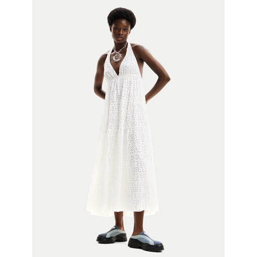 Desigual Sukienka letnia Toronto 24SWVK46 Biały Regular Fit ze sklepu MODIVO w kategorii Sukienki - zdjęcie 182618948