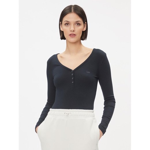 Lee Bluzka 112341572 Czarny Slim Fit ze sklepu MODIVO w kategorii Bluzki damskie - zdjęcie 182619607