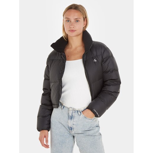 Calvin Klein Jeans Kurtka puchowa J20J221649 Czarny Cropped Fit ze sklepu MODIVO w kategorii Kurtki damskie - zdjęcie 182620075