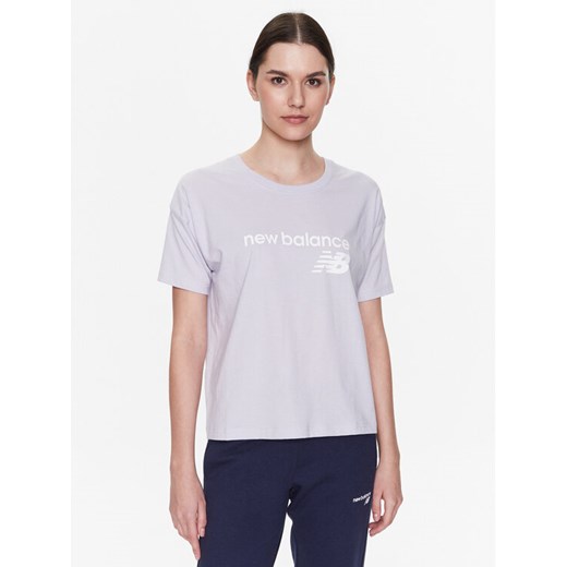 New Balance T-Shirt Stacked WT03805 Fioletowy Relaxed Fit ze sklepu MODIVO w kategorii Bluzki damskie - zdjęcie 182620978
