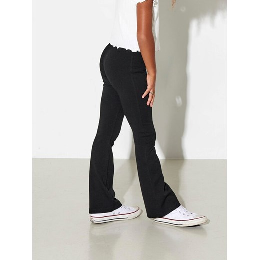 Kids ONLY Spodnie materiałowe Paige 15193010 Czarny Flared Fit ze sklepu MODIVO w kategorii Spodnie dziewczęce - zdjęcie 182621295