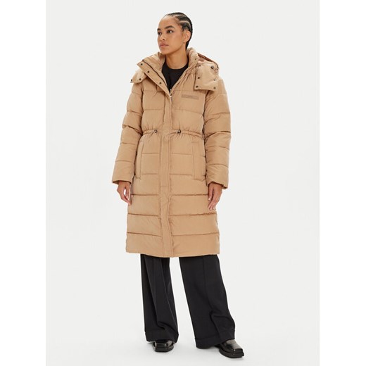 Calvin Klein Kurtka zimowa K20K207740 Beżowy Regular Fit ze sklepu MODIVO w kategorii Kurtki damskie - zdjęcie 182621456