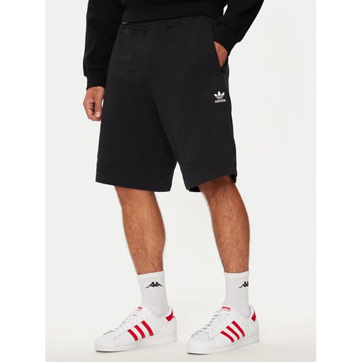 adidas Szorty sportowe Essentials Trefoil IY8520 Czarny Regular Fit ze sklepu MODIVO w kategorii Spodenki męskie - zdjęcie 182621728